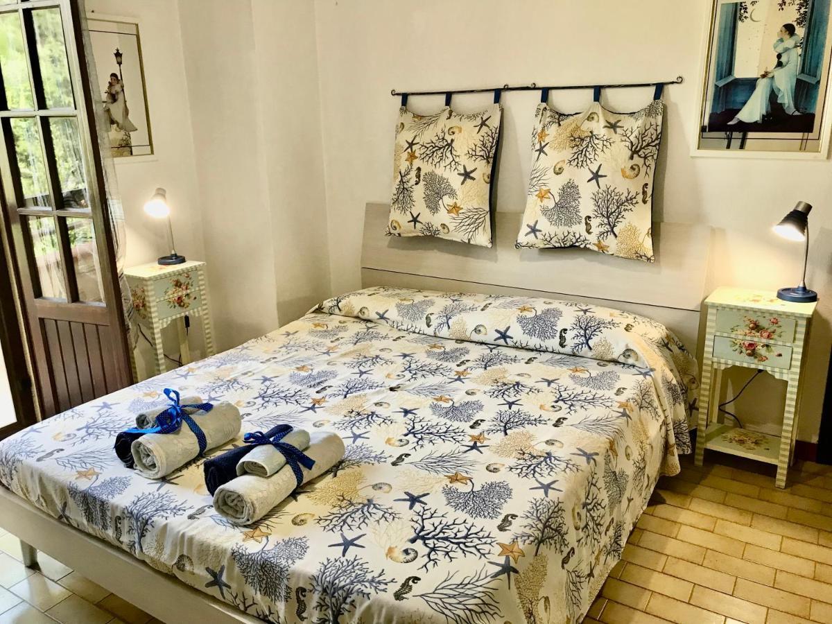 Villa Ro Porto Columbu - Perd'E Sali 外观 照片