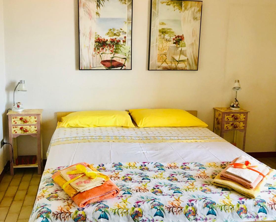 Villa Ro Porto Columbu - Perd'E Sali 外观 照片